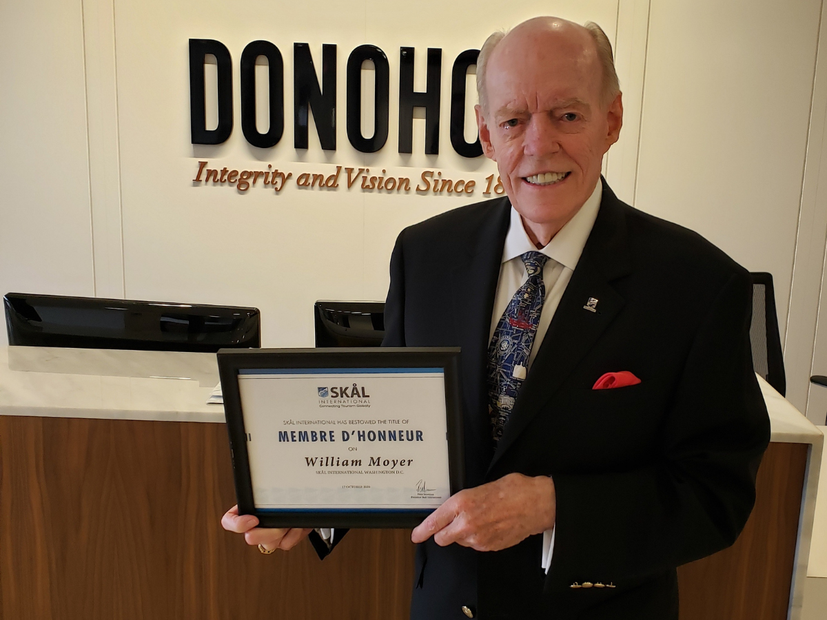 Bill Moyer Awarded “Membre de’ Honneur” of Skål International Thumbnail